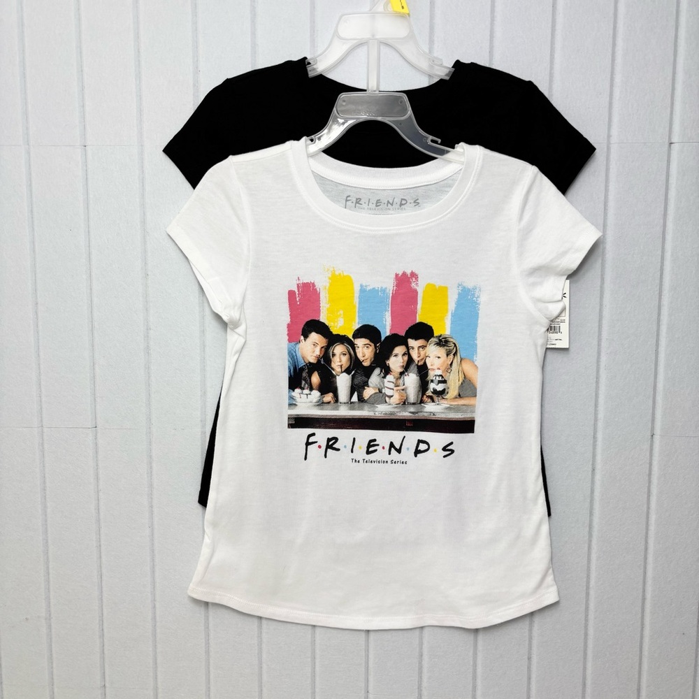 Warner Bros. Friends Kids Tee - White and Black  with Colorful‎ Graphic New